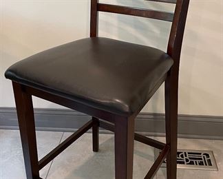 Bistro Table & Chair / Bench Set. Table Needs Refinishing or Painting. Photo 3 of 3.