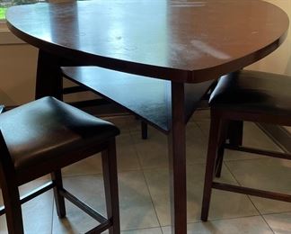 Bistro Table & Chair / Bench Set. Table Needs Refinishing or Painting. Photo 1 of 3.