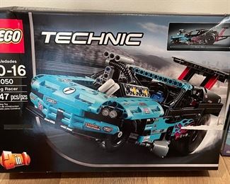 Lego Technic Drag Racer.