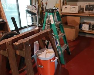 ladder  ,  pair  of  horses, other  basement  items