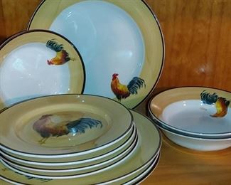 Oneida Sunrise Rooster Dishes 
4 plates 
3 bowls 
4 salad / desert plates