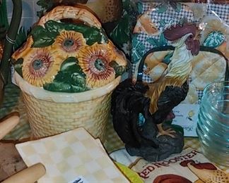 This Vintage Cooks Club Ceramic Sunflower Basket Cookie Jar 1990's 