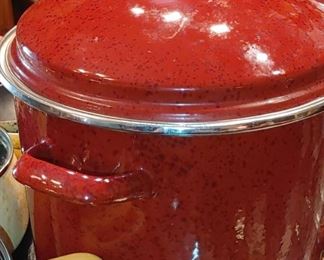 Paula Deen red speckle 12 quart pot with lid