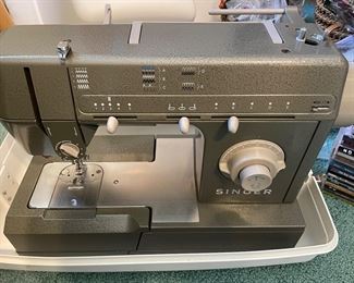 Singer Sewing Machine