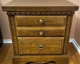 "Mother's Day Elegance" in Augusta, GA Starts Closing Sun 5/14 4pm. Pickup: Mon 5/15 from 1-4pm. Please click here to see more photos, descriptions, and current bids:&nbsp;https://ctbids.com/estate-sale/21880