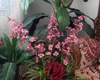 "Mother's Day Elegance" in Augusta, GA Starts Closing Sun 5/14 4pm. Pickup: Mon 5/15 from 1-4pm. Please click here to see more photos, descriptions, and current bids:&nbsp;https://ctbids.com/estate-sale/21880