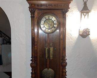 antique wall clock 