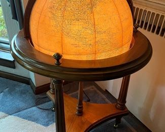 16” heirloom globe by replogle 
