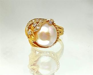 Vintage Harold Freeman Glamorous 14k Yellow Gold, Mabe Pearl, & Diamond Ring