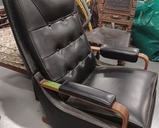 Leather rocking recliner