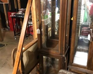 The cabinet on the left is no longer for sale per the homeowner