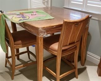 Handsome high top dining/gaming/bar table & chairs plus an extra leaf