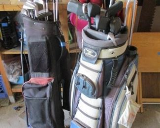Golf Bags with Clubs ( Right Hand )