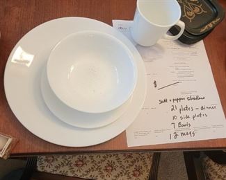 Corralled Winter Frost White