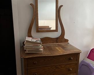 ANTIQUE 3 DRAWER CHEST WITH MIRROR