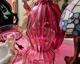 Cranberry glass pieces including large vase 