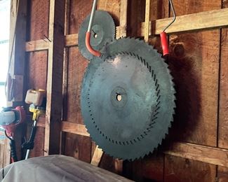 MANY SAW BLADES INCLUDING THIS 24" AND 19"