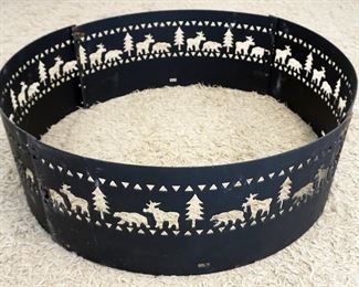 1109	ORNATE METAL OUTDOOR RING W/CUT OUT OF MOOSE, BEAR & PINE TREES
