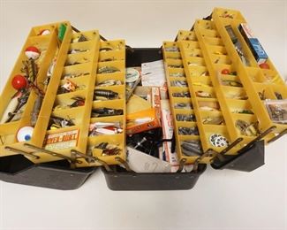 1170	VINTAGE TACKLE BOX LOADED W/LURES
