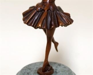 1229	BRONZE BALLERINA ON GREEN MARBLE BASE, APPROXIMATELY 11 1/4 IN
