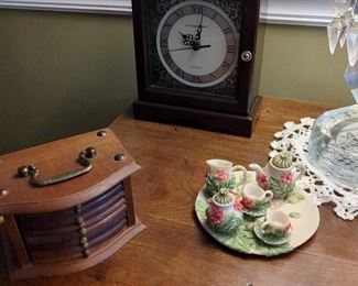 Tea set, clock and coaster set