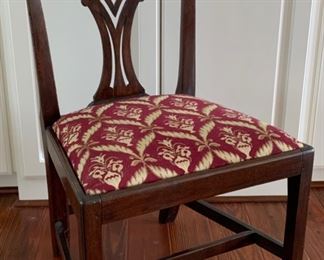 Chippendale Mahogany Pierced Back Splat and Upholstered Slip Seat. (21”W x 24”Dx 39.50”H at back)