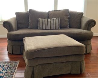 Craftmaster Furniture “Estate Collection” Sofa with 4 Matching Pillows, shown with Matching Ottoman (18.s5”H x 33”W x 28.5”D)