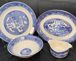 Blue Willow Collection: Unmarked - 12” Chop Plate, 8” Vegetable Bowl, Sauce/Gravy Boat, Platter 13” USA