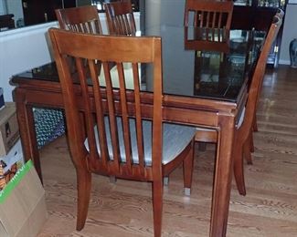 DETAILED CARVED ASIAN TABLE WITH 6 CHAIRS