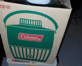 Vintage Coleman Green 2 Gallon Water Jug