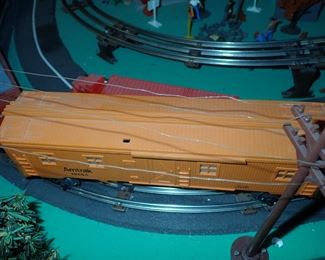 FULL TOWN WITH 3 TRAINS RUNNING THUR IT - WITH BUILDING - VEHICALS - TREES - PEOPLE - BASEBALL FIELD & PLAYERS - TRAIN STATION - TRAIN WITH FULL CARS - LOGS - ANIMALS - ETC.