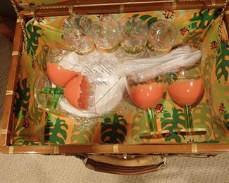 BAMBOO PICNIC BASKET