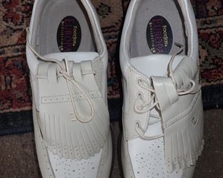 GOLF SHOES