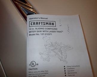 CRAFTSMAN 10" SLIDING COMPOUND MITER SAW W/ LASER TRAC