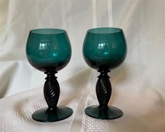 GREEN STEMWARE