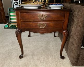 2ND DREXEL END TABLE 