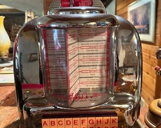 TABLE JUKE BOX
