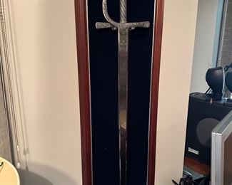 MOUNTED FRANKLIN MINT SWORD