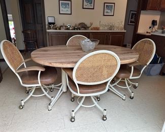VINTAGE FORMICA KITCHEN TABLE 