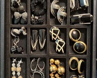 EARRINGS & RINGS