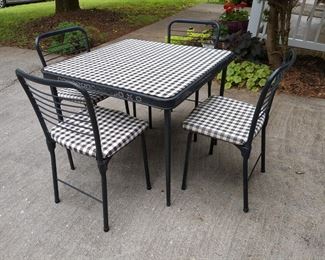 LOT 112 VINTAGE COSCO CARD TABLE AND CHAIRS