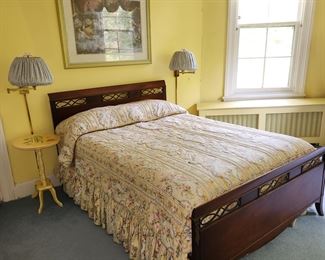 matching bedroom set (bed, vanity and dresser)