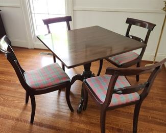 Kittinger  occasional table with 4 Potthast chairs
