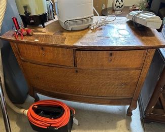 Vintage Dresser (DIY PROJECT)