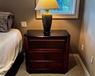 $600 USD     Two Thomasville 2 Drawer/Open Shelf Wood Nightstands GM185-8     Description: These elegant and sizeable pair are an excellent choice for a larger bedroom. They provide fantastic hidden and open storage with 2 large drawers and open shelf.  Black granite tops with top this elegant pair.
Dimensions:  34 x 18 x 31 in
Condition: Excellent, like new condition. 
Location: Local pick up Vancouver WA 98661.  Shipper suggestions available upon request. Item is located on the 3rd floor of a condominium complex with very easy access to an elevator.      https://goodbyhello.com/products/copy-of-4-door-mission-style-solid-wood-media-cabinet-gm185-7?_pos=5&_sid=b107abd28&_ss=r