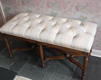 Tufted top bench