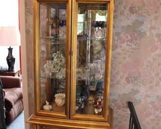 French style gilt lighted curio cabinet