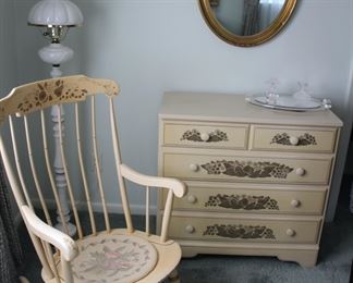 More Hitchcock style stencilled furniture 