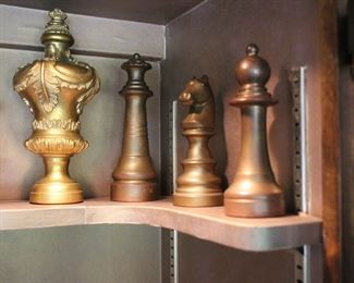 Sarreid vtg chess pieces