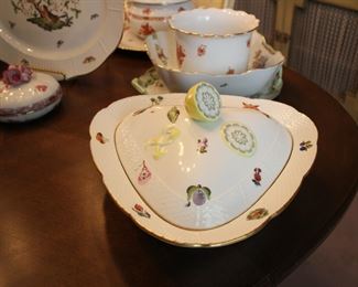 Lots of Herend - Rothschild Bird, Chinese Bouquet rust, Queen Victoria.....